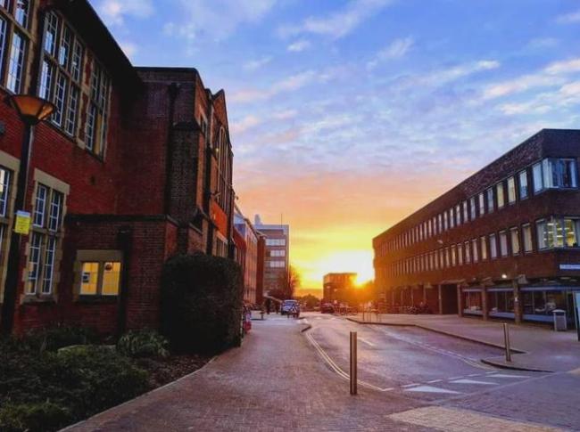 留學中介最喜歡吹捧的幾所英國大學！