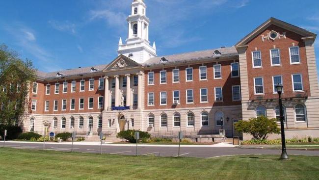 世界前50高校也難躲“內卷”？港大開啟尖子生搶奪大戰！