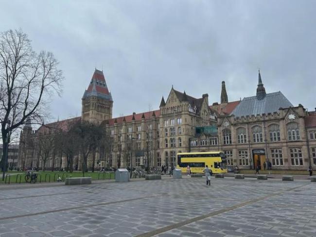 英國大學(xué)的盡頭是合并!