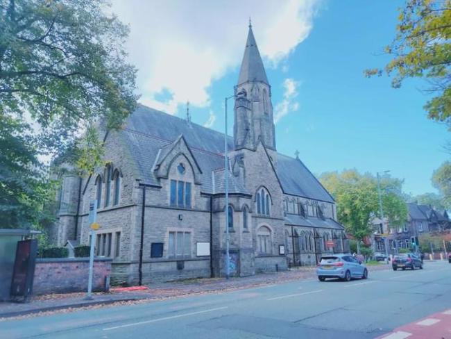 英國大學(xué)的盡頭是合并!